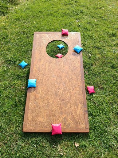 Cornhole Big trou Cornhole, jouer, entre amis, collègue, collège, lycée, école, maison de retraite, EHPAD, Pomport, Sigoulès Pineuilh, Mescoules, Agen, Vergt
